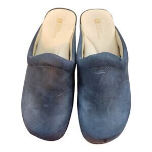 White mountian women's blue leather clog sz 7 slip on shoes